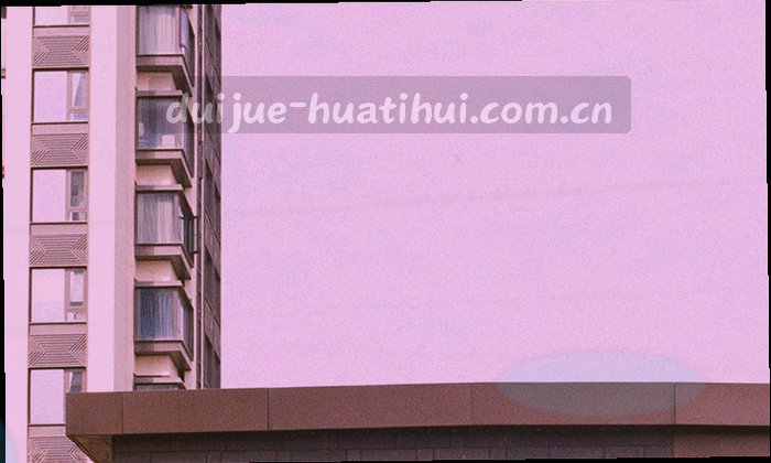球队控球率与阵型变化折线图，显示调整为五后卫后控球率下降